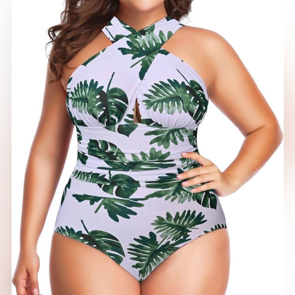 NWT Women’s Plus Size Crossfront One Piece Swim Suit